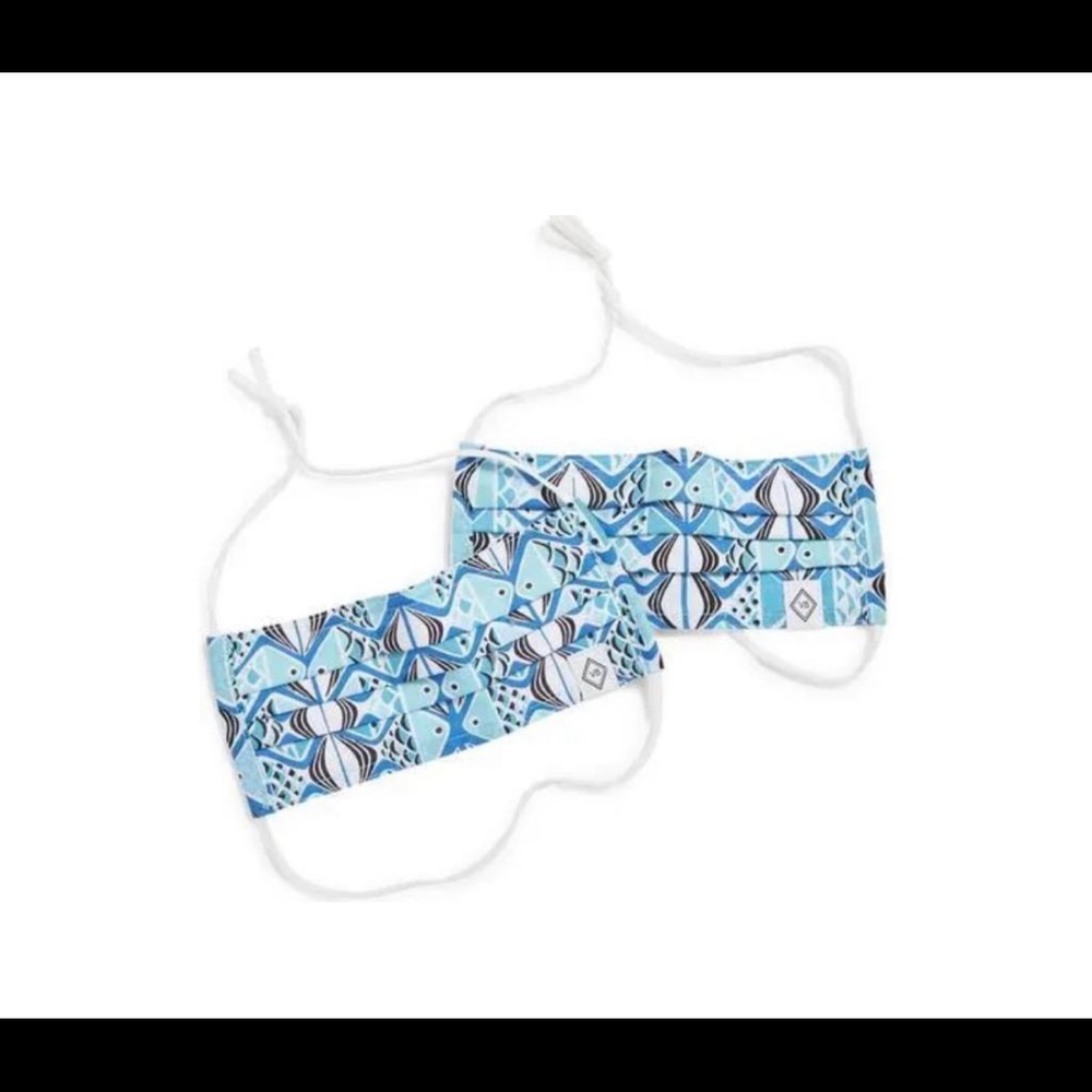 LAST SET🌻SALE🌻TWO PLEATED FACE MASK GO FISH BLUE PATTERN FROM VERA BRADLEY